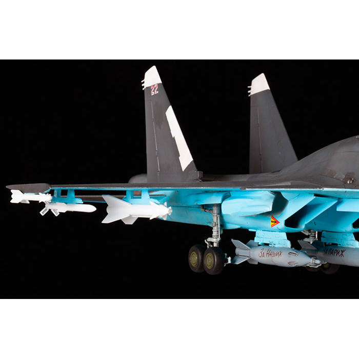 Сборная модель - Российский истребитель-бомбардировщик Су-34  
